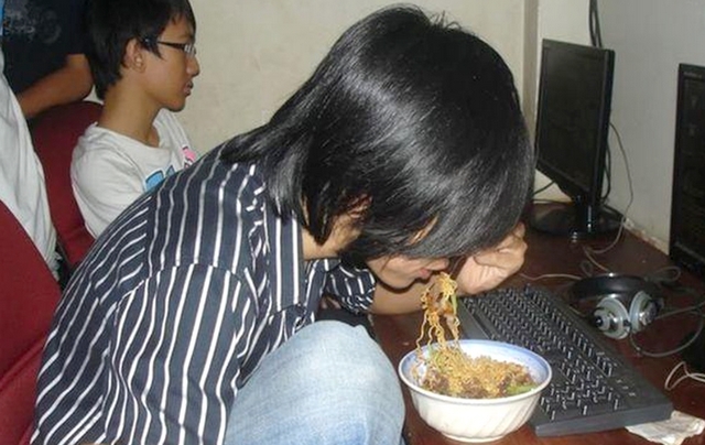 Korean Hot Girl Shares an Unbelievable Fact About Vietnamese Gamers' Favorite Food 3 photo 1 159082558414962191838 141420 1706859807505 1706859807604244237941