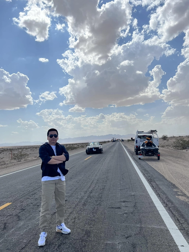 Spending 5 Billion on Leg Surgery, Khoa Pug Feels "Heartbroken" While Climbing a Mountain 1 photo 1708074854224 1708074854544241828373