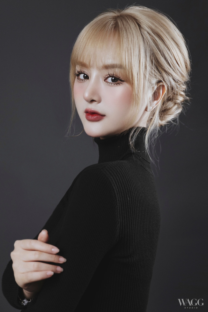 Gấm Kami - Thơ Nguyễn on the Beauty Scale, Public Reactions Contrast Towards Their New 'Rebirth' Looks 8 4347510298220574932881392042484313211267005n 1351 1712738963906 1712738964056736054979