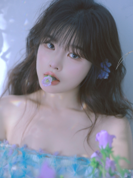 The Caster Who Looks Like a Muse, Confidently Shows Off Her Shoulders, Leaving Fans Heartbroken 6 anh chup man hinh 2024 04 21 luc 062843 17136560561951859415770