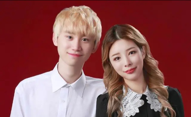 The Caster Who Looks Like a Muse, Confidently Shows Off Her Shoulders, Leaving Fans Heartbroken 9 Marrying young at 22, Doinb's relationship with his beautiful wife makes others envious.