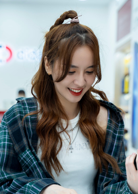 Ex-Girlfriend Brings Good News, Ngân Sát Thủ Makes a Move! 2 screenshot 2024 05 13 105000 171557297302818817421
