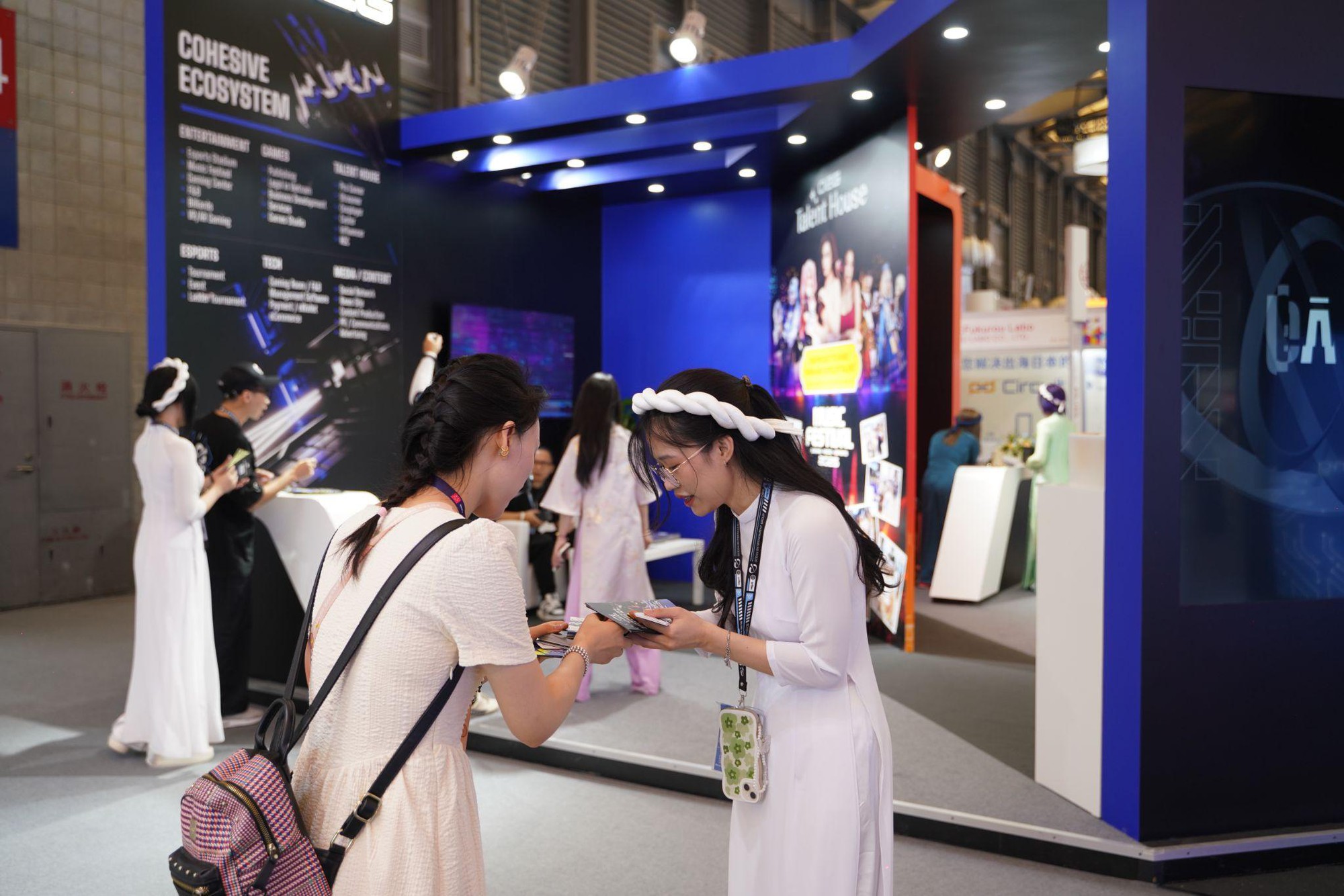 OEG - What Does the Vietnamese eSports Unit Bring to Asia's Largest Technology Exhibition, ChinaJoy 2024? 6 photo 1722072825330 1722072825546460582078