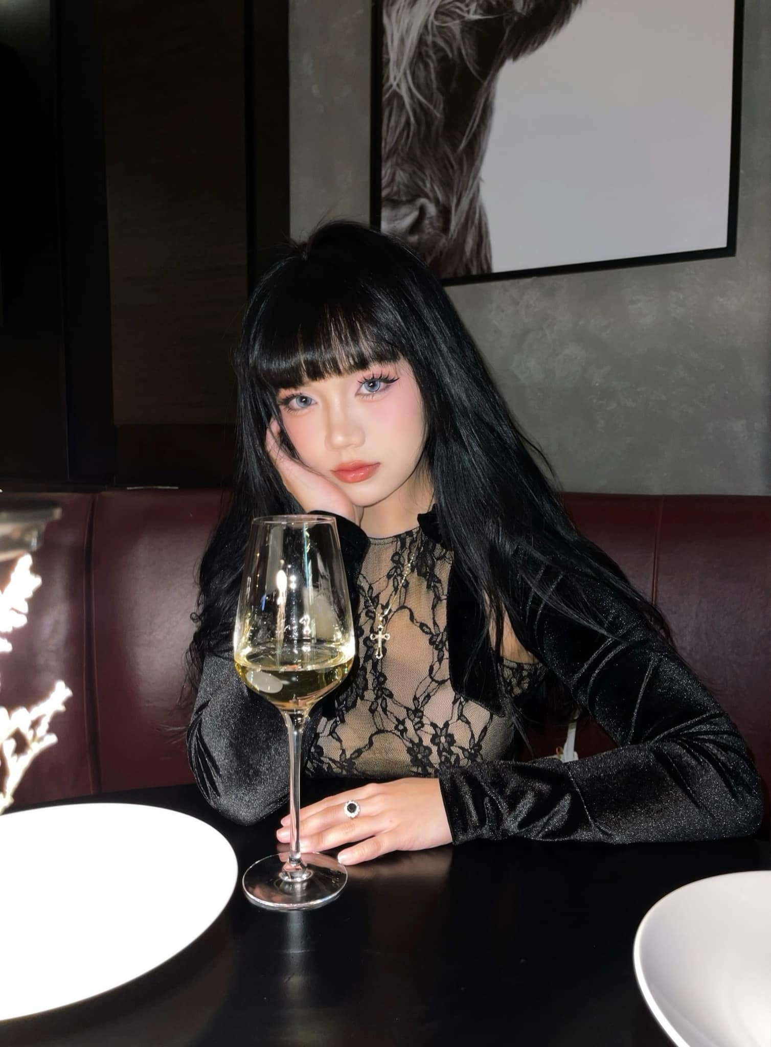 The Hot Girl of the Gaming Community Surprises Everyone with Her Take on the Most Viral Love Drama 6 photo 1722394368760 172239436926195925386