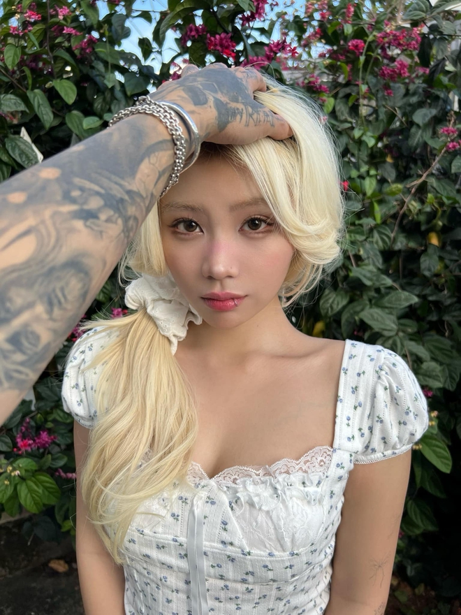 Beautiful streamer with a "beyond-standard soul" rumored to be dating a rapper boyfriend?- Ảnh 2.
