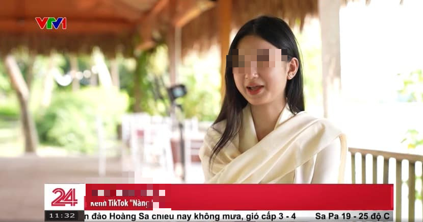 Female TikToker Breaks Down on VTV, Once Cried Over Online Criticism 5 "There have been moments when I regretted creating real content, even though my family loves each other genuinely; the way we express it is different from other families. I think that if I toned it down a bit and didn't live so authentically, I wouldn't be criticized as much."