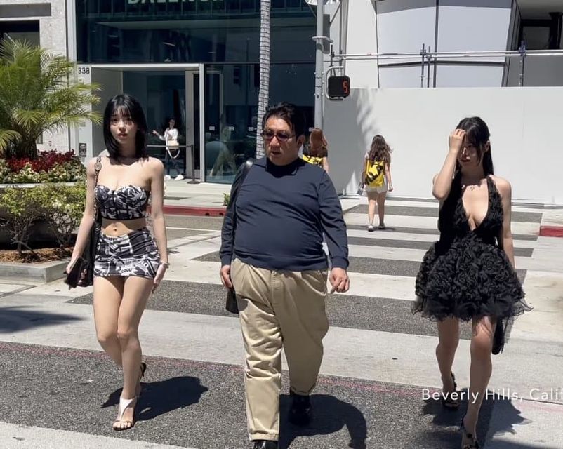 Caught in Dating Rumors with Wealthy Chairman, Female Streamer Outraged, Threatens to Sue 2 guctoglasaejkck 1723709185743 17237091864781278618216