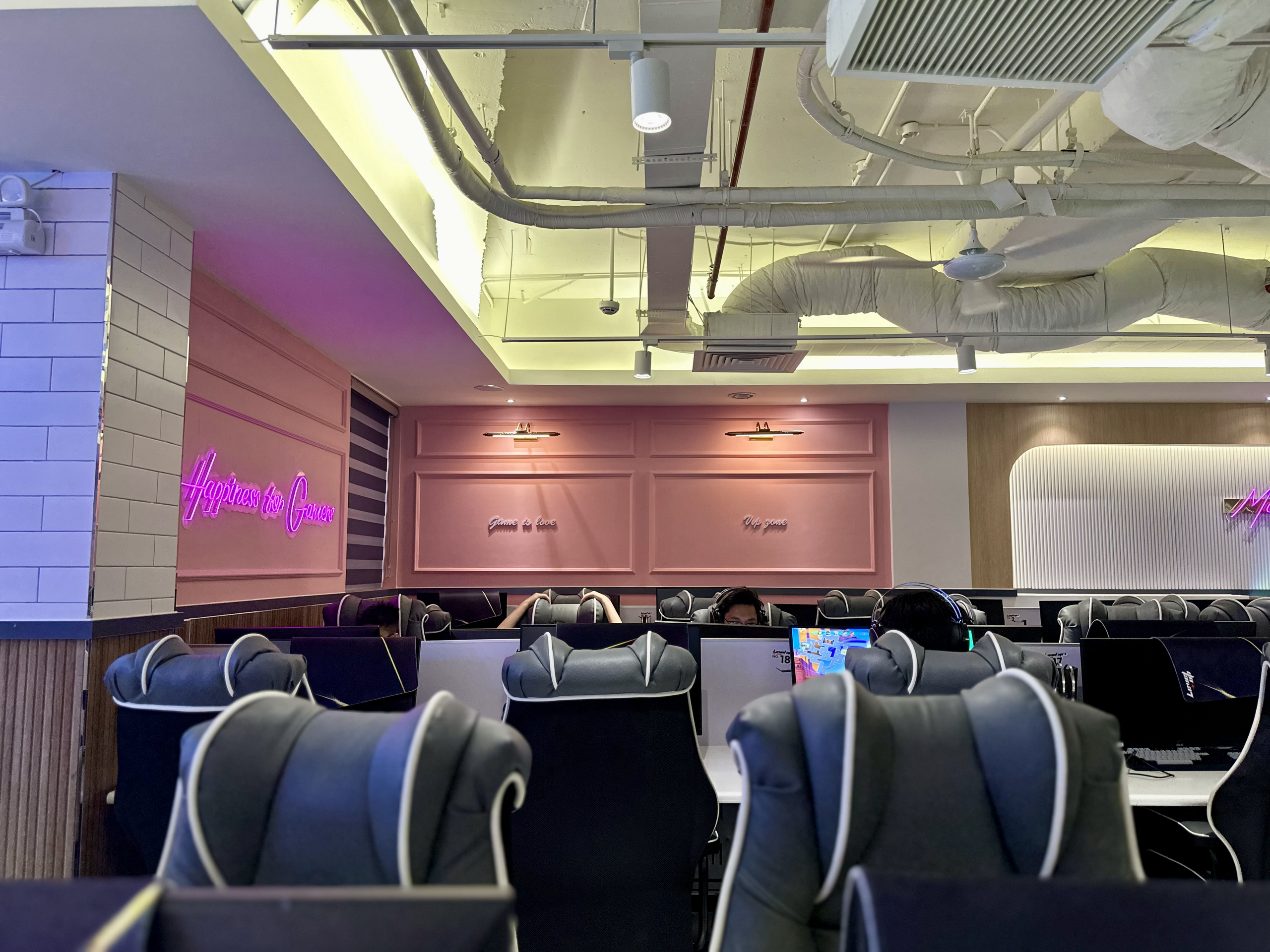Where to Go and What to Do on the Weekend: "Sneak into" a Korean-style Net Cafe, Experience Without Breaking the Bank! 1 img0759 1723832187699723775725