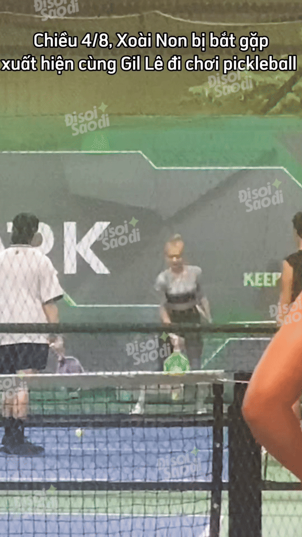 Both happily practicing on the court