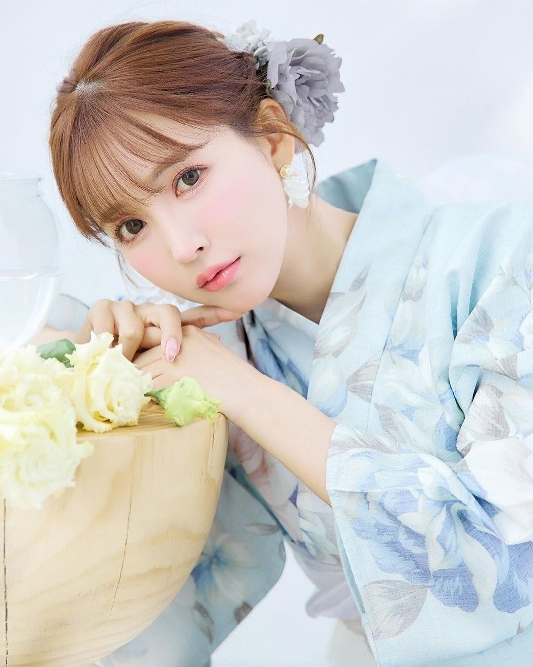 After Retirement, Yua Mikami Still Engages in "Sensitive" Work, Faces Criticism from Fans 1 photo 1722501855343 1722501855964669743549