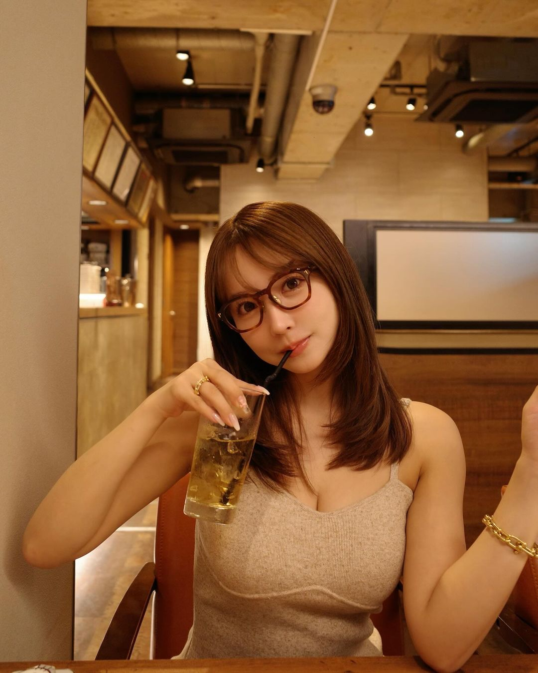 Yua Mikami Unexpectedly Shares a Heartbreaking Memory from Her Film Days, Haunting Her to This Day 3 photo 1722591892545 17225918949892097631119