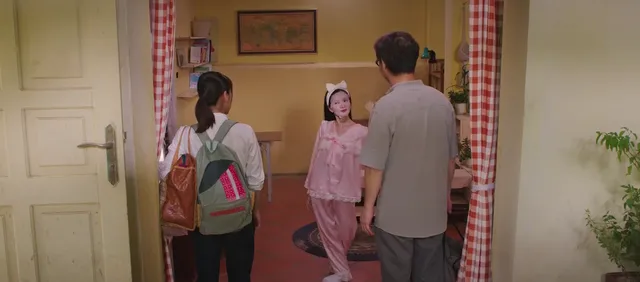 The Economic Hot Girl's Confusing Math Scene in VTV's Show, Stunning Beauty That Leaves a Mark 1 photo 1724212021778 17242120240652144477848