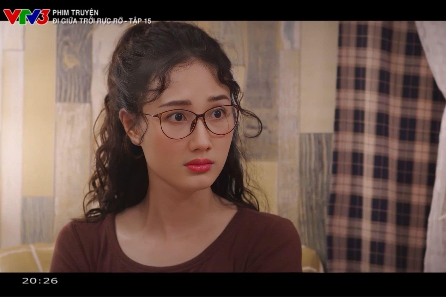 The Economic Hot Girl's Confusing Math Scene in VTV's Show, Stunning Beauty That Leaves a Mark 2 photo 1724212037797 17242120379061707898410