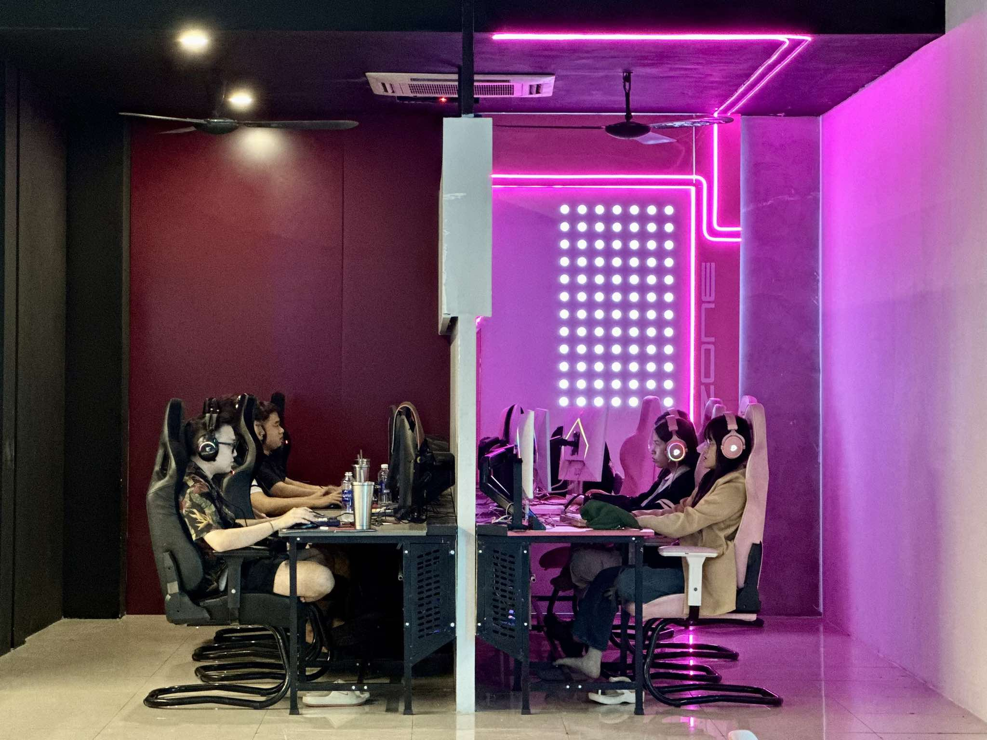 Where to Go and What to Play This Weekend: Experience Black Myth: Wukong at Cyber Cafe 3 photo 1724454217508 17244542176971809692281