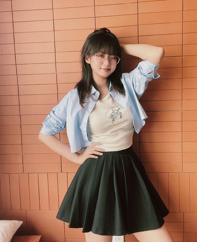 Once a Beauty Icon of VCS, Minh Nghi Posts a Heartfelt Status - Image 7.