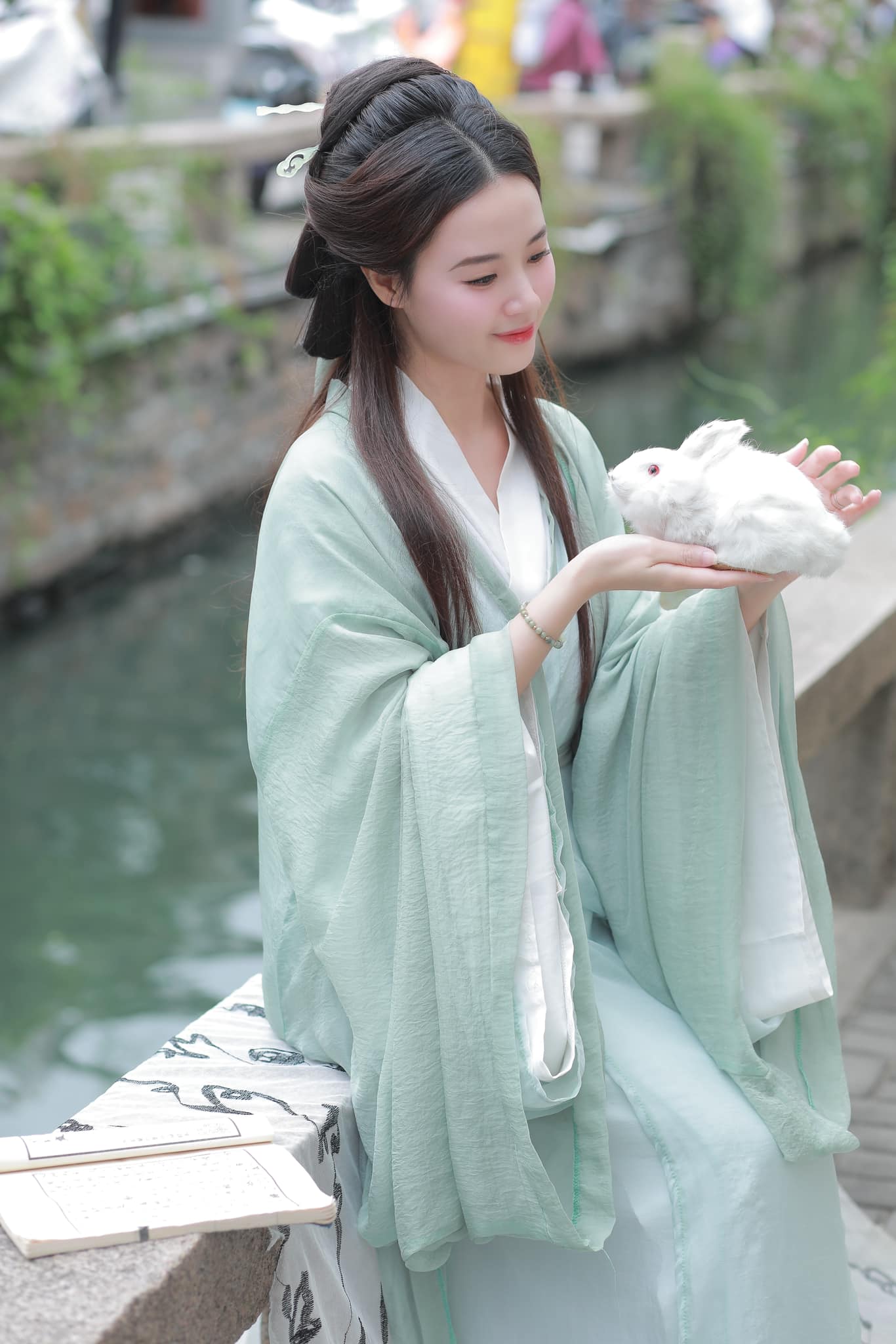 Midu Suddenly Transforms into a Fairy Goddess, Stunning Male Fans 7 46394542210948657186652226350463925221245293n 17295701300211401979931