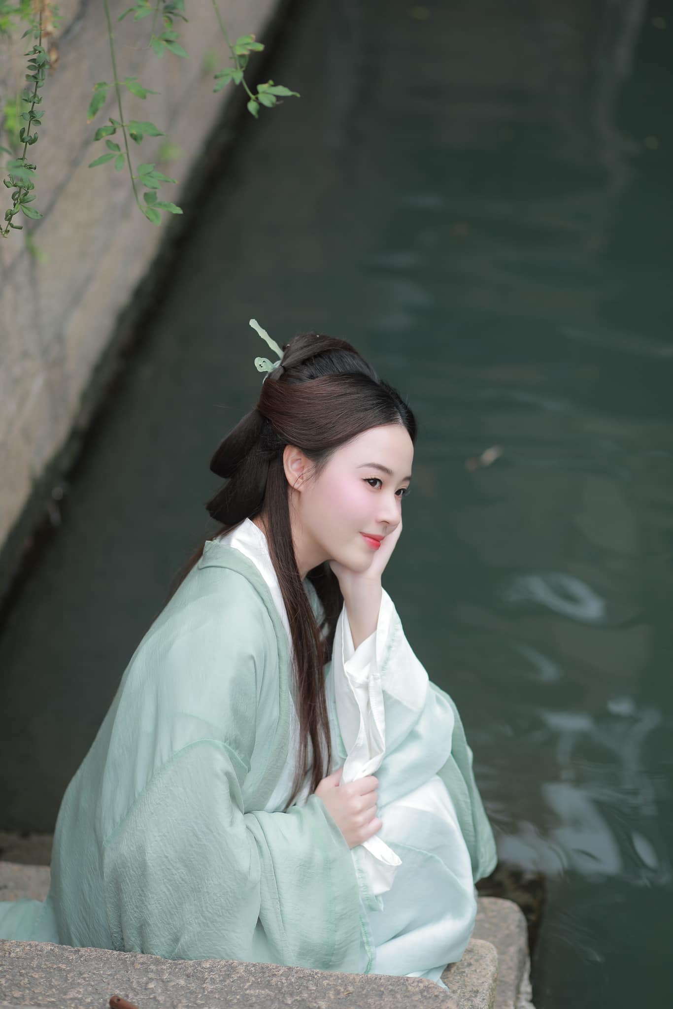 Midu Suddenly Transforms into a Fairy Goddess, Stunning Male Fans 10 46413574910948660753318533540603706027508612n 17295701302221477490259