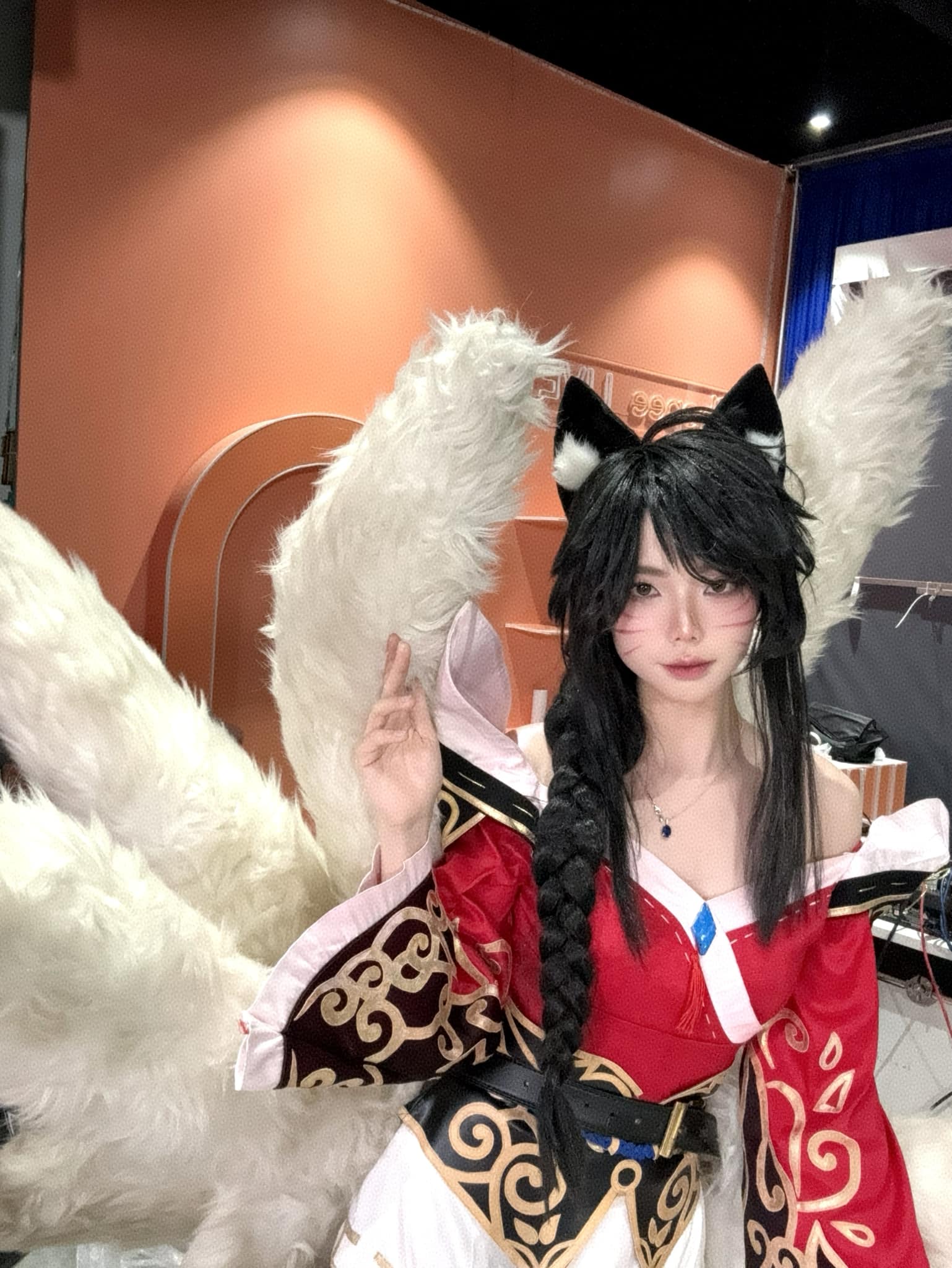 Super Hot Ahri Cosplay by Remind, Asking Male Fans "Have You Regretted It Yet?" 7 46473238713575766085522404975207032709424890n 1730262021997121730359