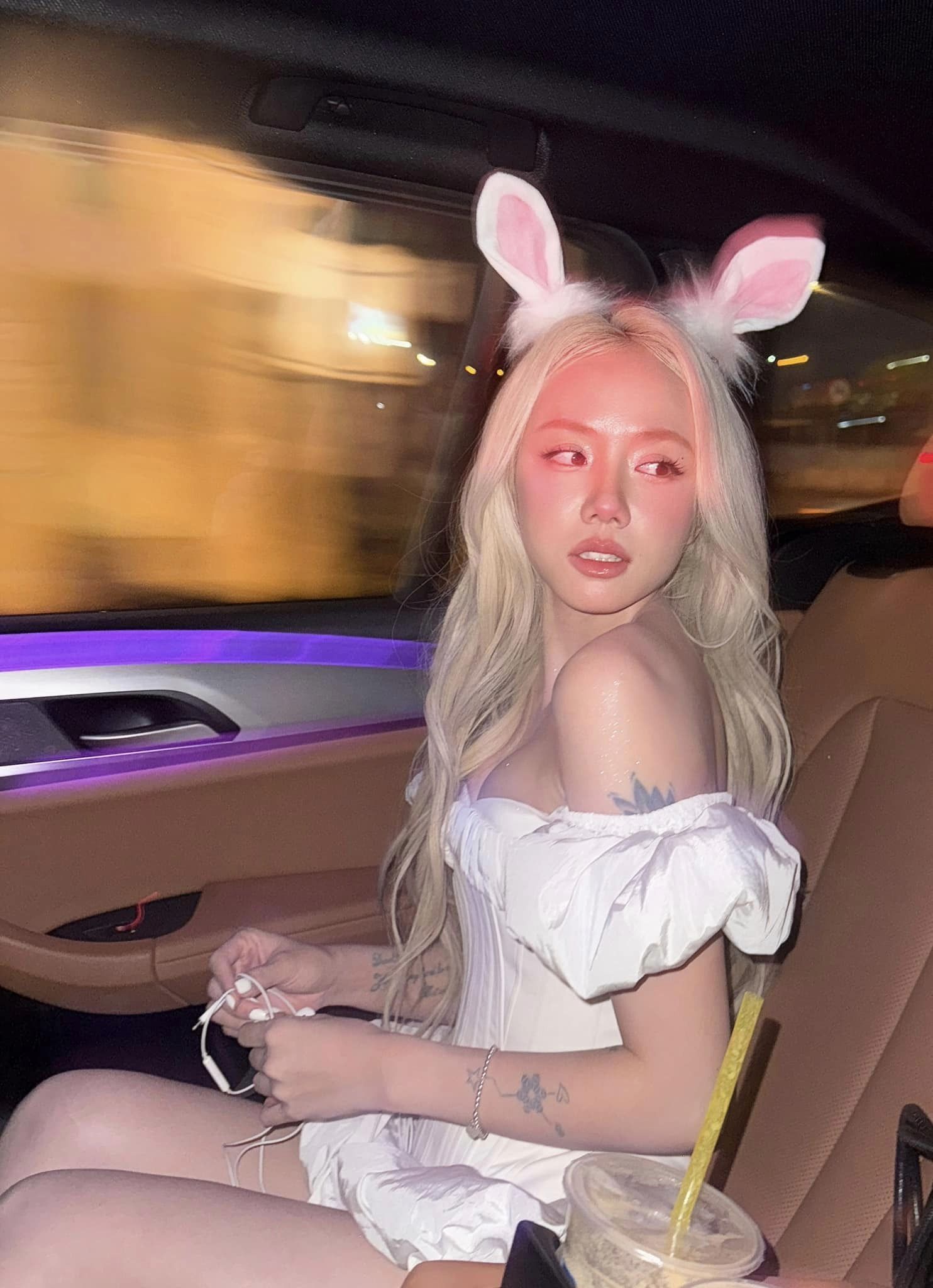 Phuong Ly Transforms into a Pink Bunny for Halloween, How Sexy is Her Look? 6 46482734086134969487470955253798549339941695n 17302763852251815442174