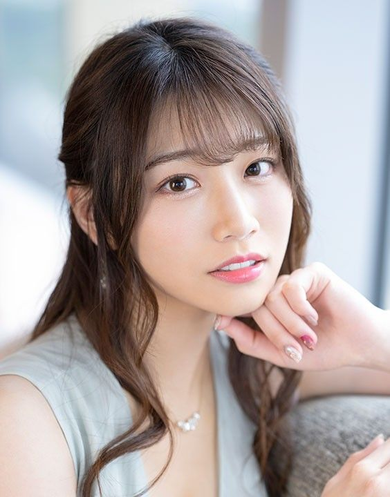 The Rise of the New 'Successor' to Yua Mikami, Dominating the Charts for 5 Consecutive Months 1 base64 17286224852681986997960