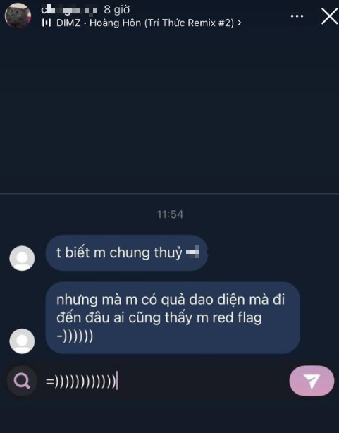 Commented on for having a "red flag" appearance, the attitude of the hot female streamer draws attention 4 edit edit screenshot 2024 10 22 100650 1729566702974568879081