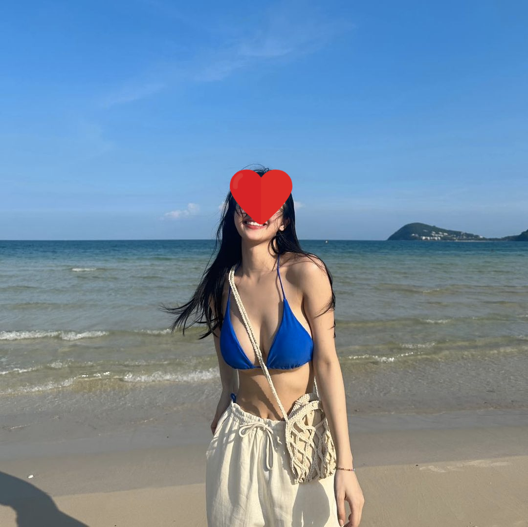 Labeled as an "Adult Film Actor", What Does DOTA 2 Hot Girl Have to Say? 2 edit photo 1729837768654 17298380519311270783686
