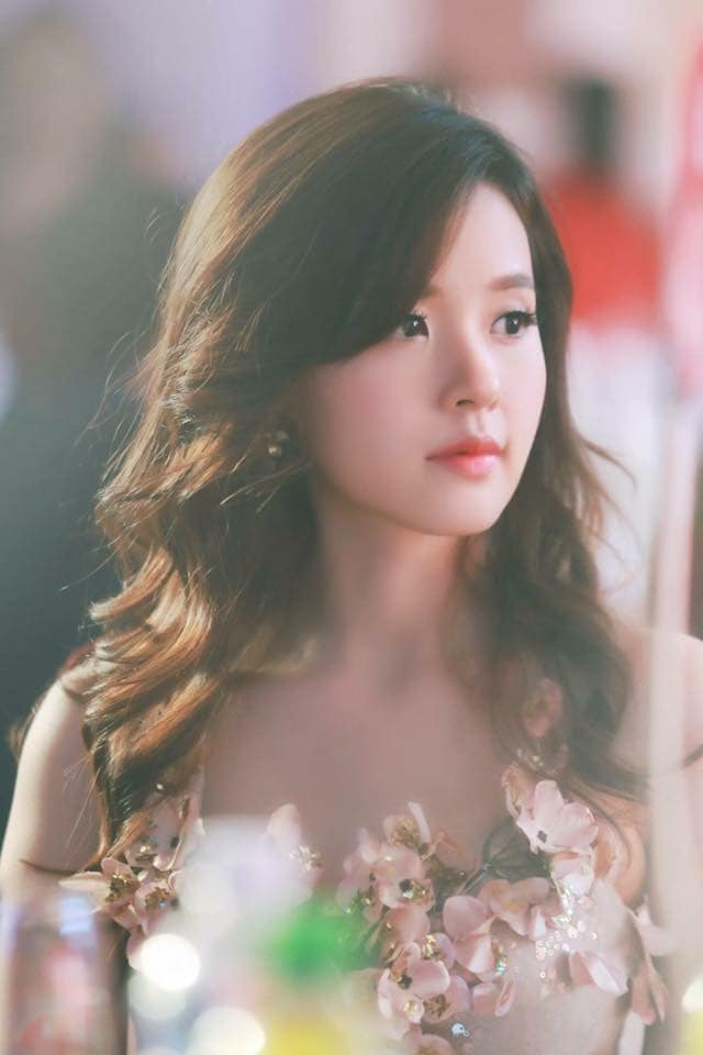 Midu Suddenly Transforms into a Fairy Goddess, Stunning Male Fans 1 photo 1729570003356 17295700035551503860336