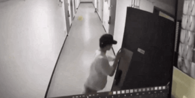 Famous Female Streamer Faces Terrifying Incident, Still Suspected of 'View-Baiting' by Netizens 5 screenshot 2024 10 21 144407 17294966516621539688885