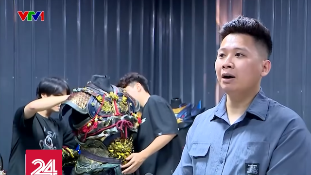 VTV Reporter Transforms into Black Myth: Wukong Character with a Million-Dollar Armor - Image 3.
