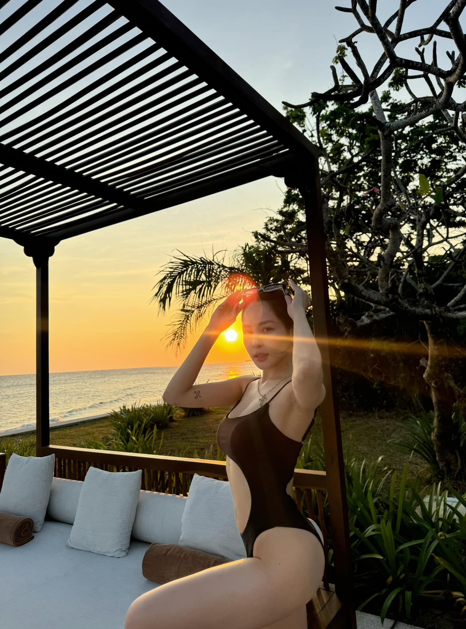 Hot girl Trâm Anh flaunts her stunning bikini body, leaving fans mesmerized 5 46700235627036206331777791111668693162888677n 17319197793661071357623
