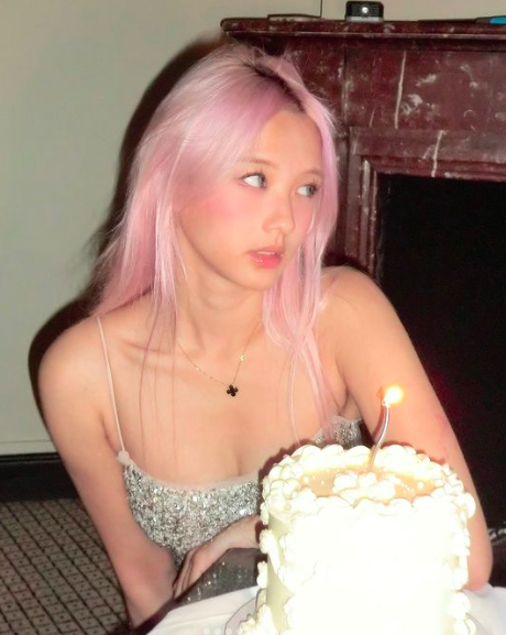Vietnamese-Origin Female Streamer Flaunts Stunning Figure 5 anh chup man hinh 2024 11 07 luc 152103 1730969018926270560737