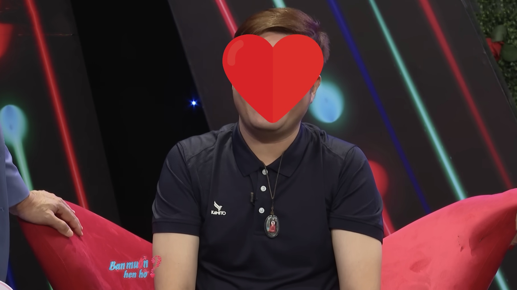 Couple Sparks Heated Debate on Dating Show Over "Dating Expenses" 2 edit anh man hinh 2024 11 11 luc 130233 17313050609061970858595 1731488509787169493111