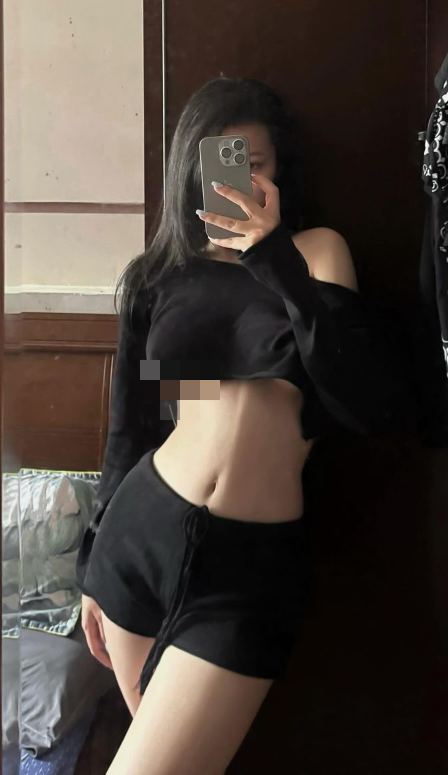 Girl Wears "Inappropriate" Outfit to Pickleball, What Does the Online Community Say? 7 edit screenshot 2024 11 06 103809 1730864397924801606595