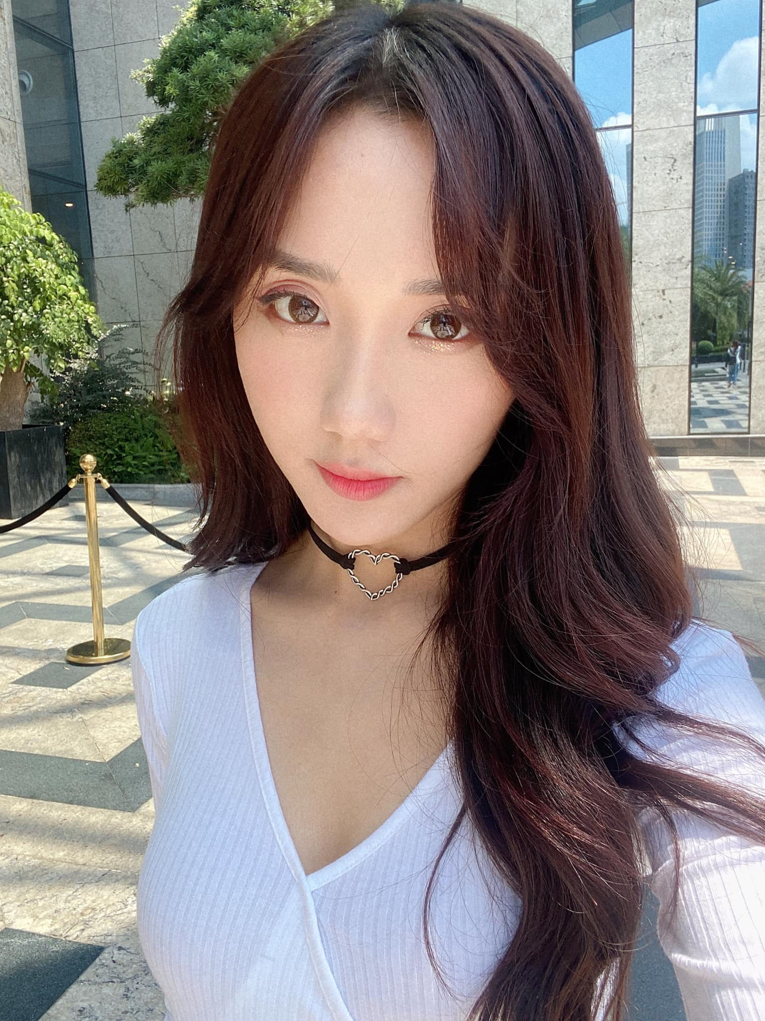 Mina Young Posts Sizzling Bikini Photos, Reveals Her "Craziest Decision" Yet 2 photo 1732693420370 17326934211101747224412