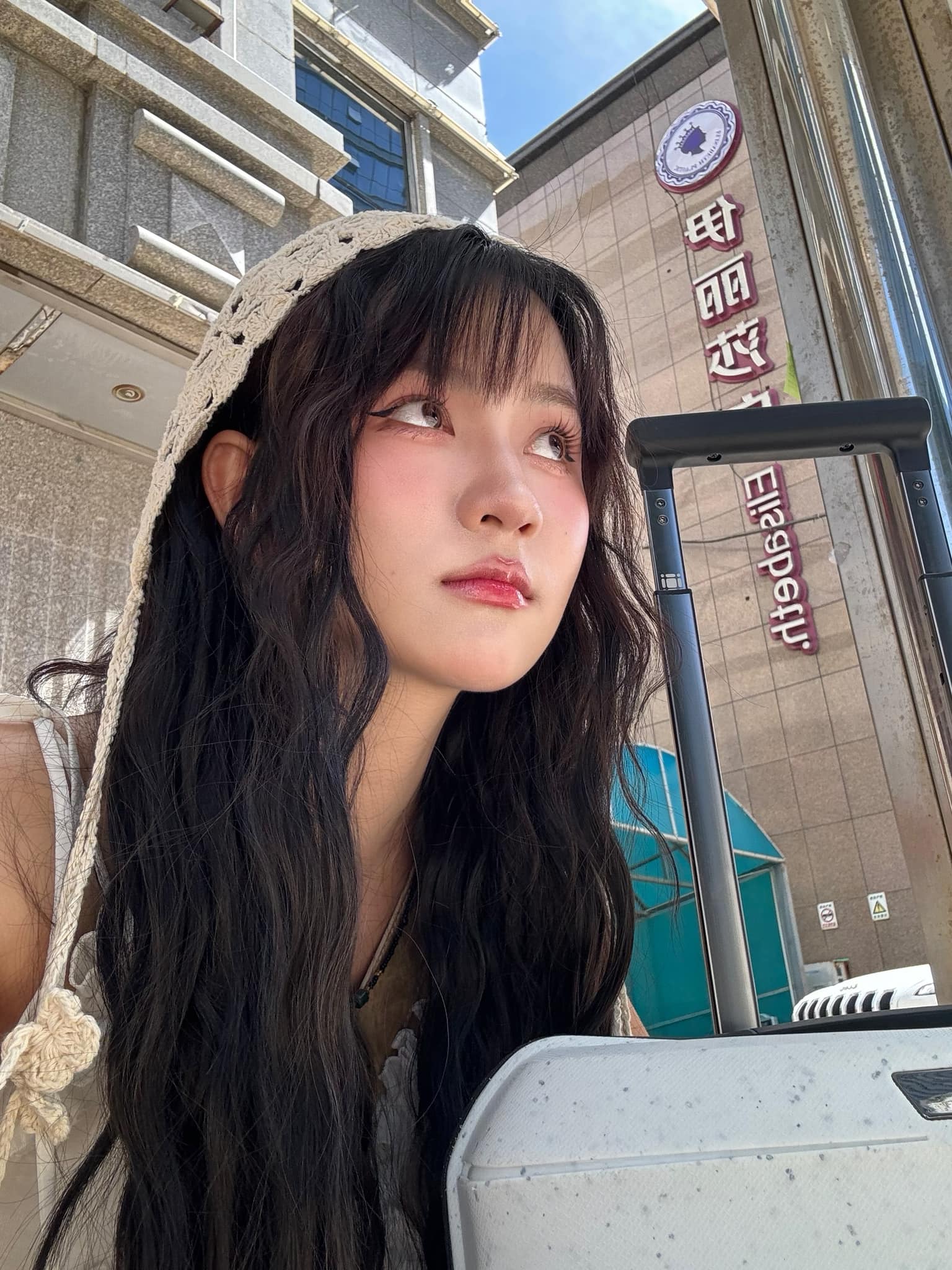 Close-up of 10X Hot Girl's Beauty, Just Caused a 'Storm' on Độ Tộc Channel, Attracting 1.2 Million Views 8 45830418410630044118514485891752293207230891n 17331269821171880025226