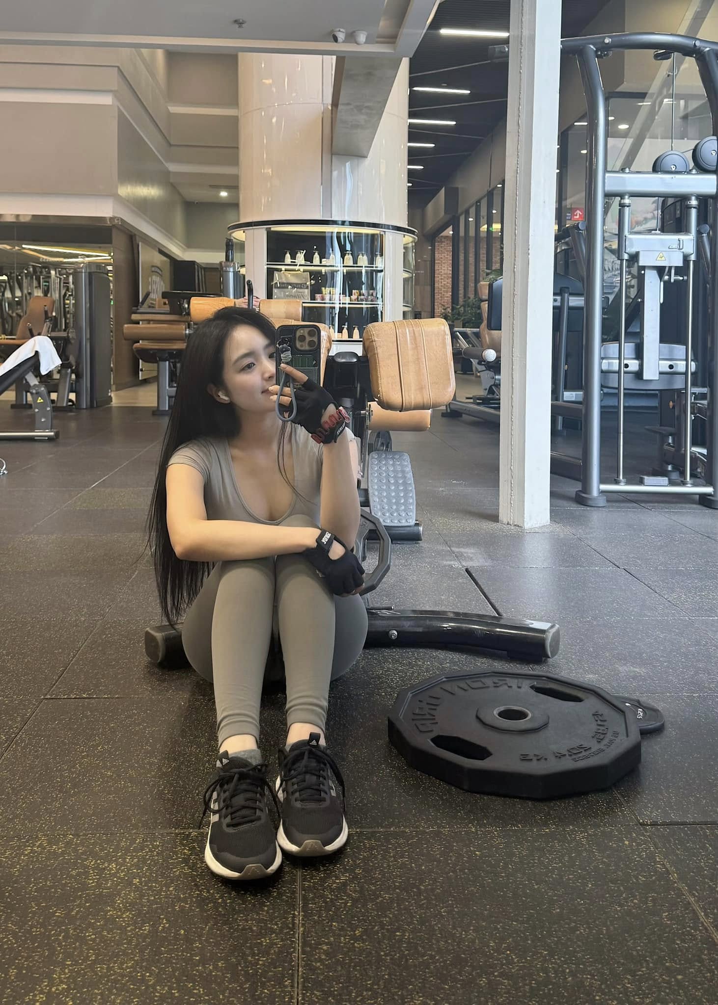 The Girl Who Exploded with Engagement Thanks to Just One Gym Photo 5 47015794322272774543346668900838826009073211n 17343237997461817233709