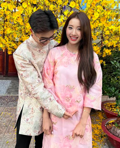 Huyền 2K4 announces the good news, ready to welcome