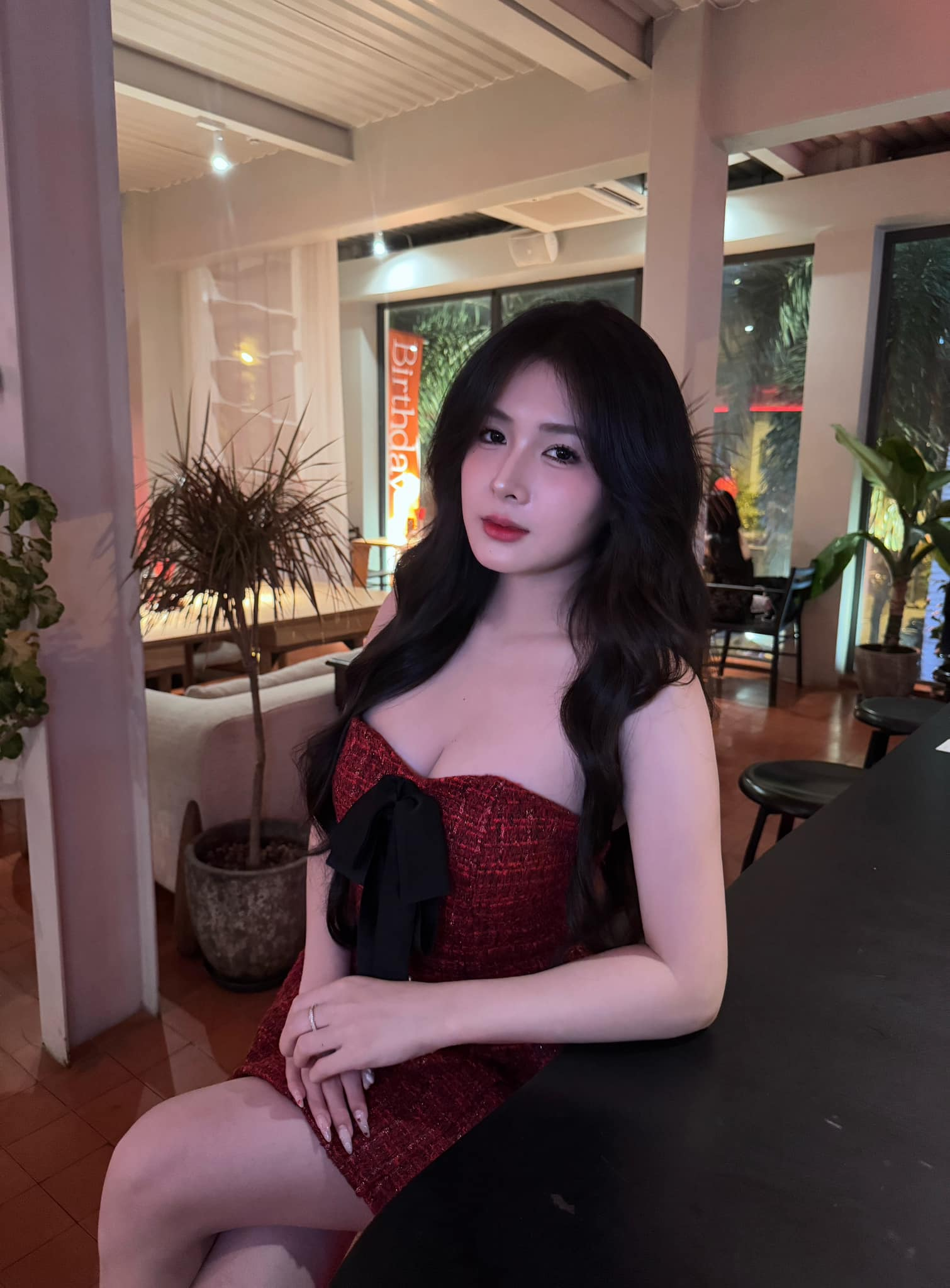 Confidently Showcasing Her Sensual Beauty, Quỳnh Alee Takes a Jab at Her Athlete Boyfriend 2 photo 1733456999885 1733457001101171094463
