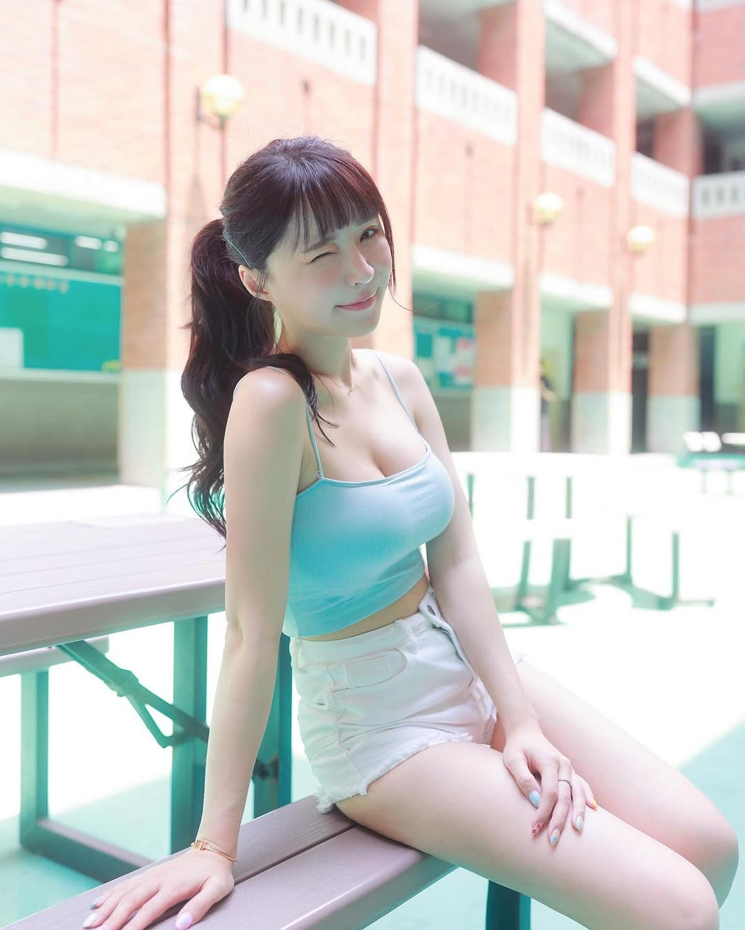 Beautiful hot girl unexpectedly faces trouble, stalked and secretly photographed by a stranger, even followed into the restroom 1 photo 1735018988505 1735018988651112893810
