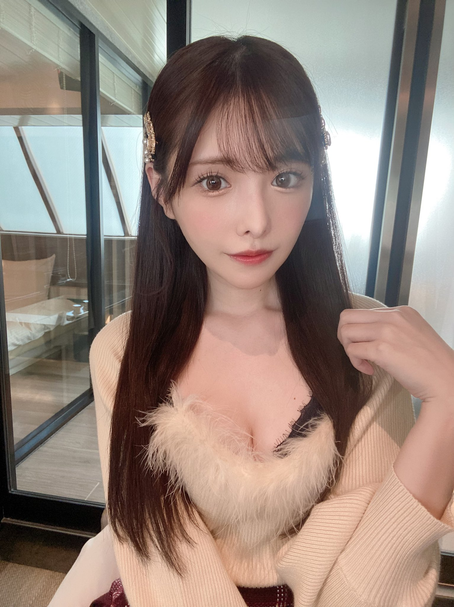 Alongside Yua Mikami, This Hot Girl Unexpectedly Exits the Scene, Emotionally Shares One Thing 3 photo 1735101276909 17351012822161626898890