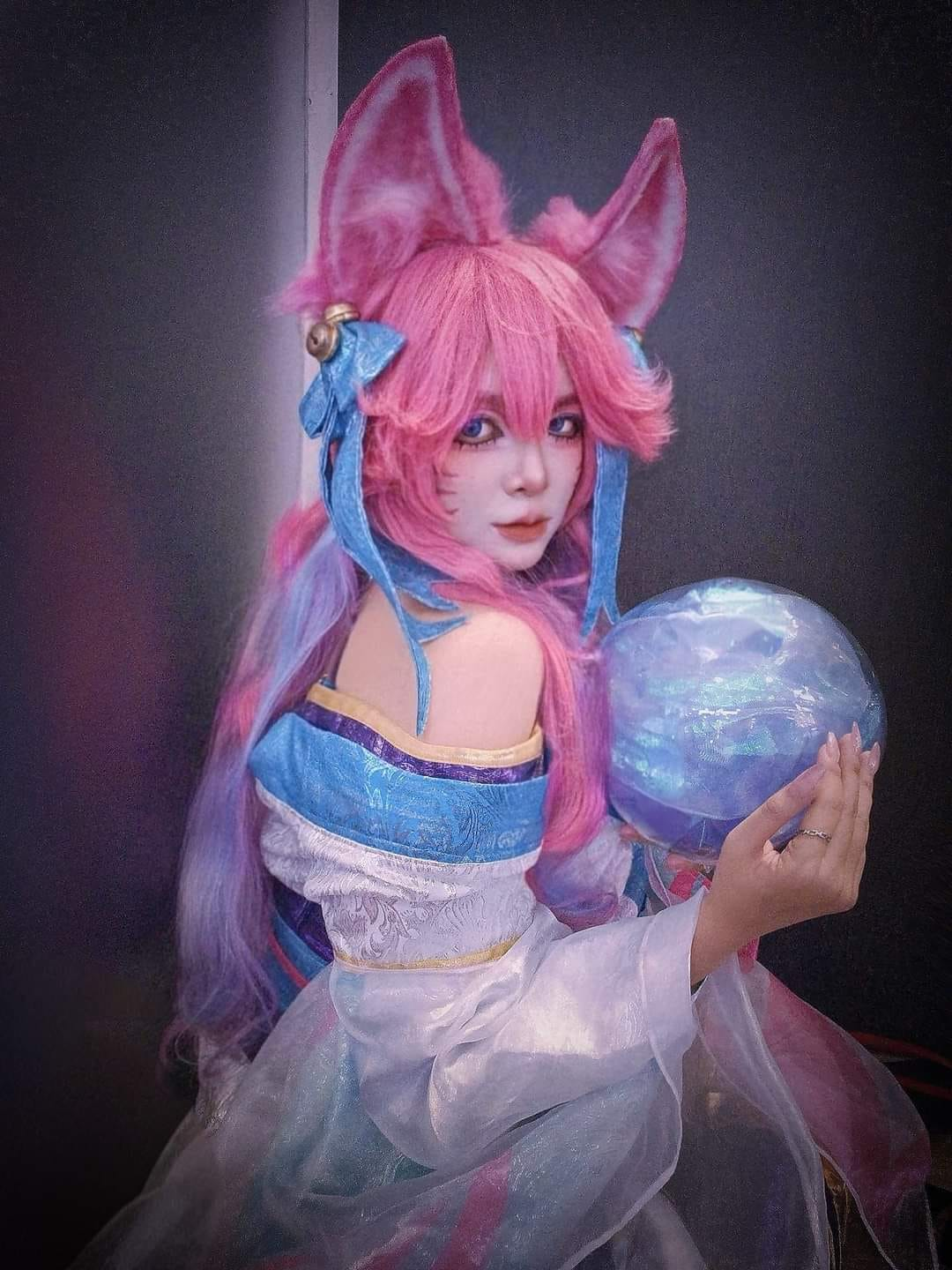 Take a Look at the Everyday Photos of the Stunning Cosplayer, Revealing Her Identity That Leaves Male Fans Awestruck 2 photo 1735620466633 1735620466795571314189