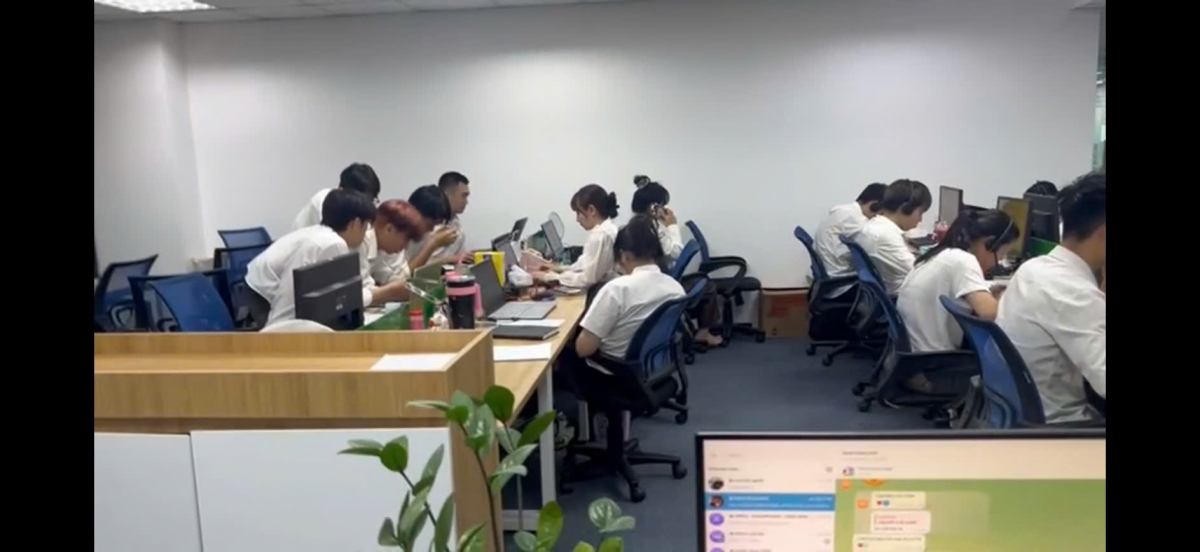 Images of Tiktoker Mr Pips After Arrest 8 Mr Pips and his accomplices hired up to 1,000 employees to work daily, operating from 44 offices across various provinces and cities.