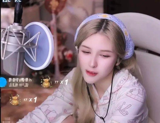 Poor streamer laments to fans to "beg for donations," exposed for her true self 3 edit 17375393023821294025092