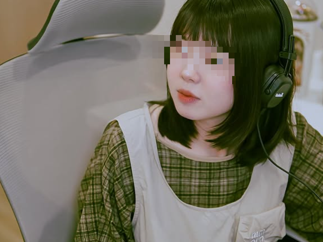 After the controversy of being accused as the third party, the famous female streamer publicly reveals her new partner 4 edit screenshot 2025 01 27 144234 1737963836289554812009