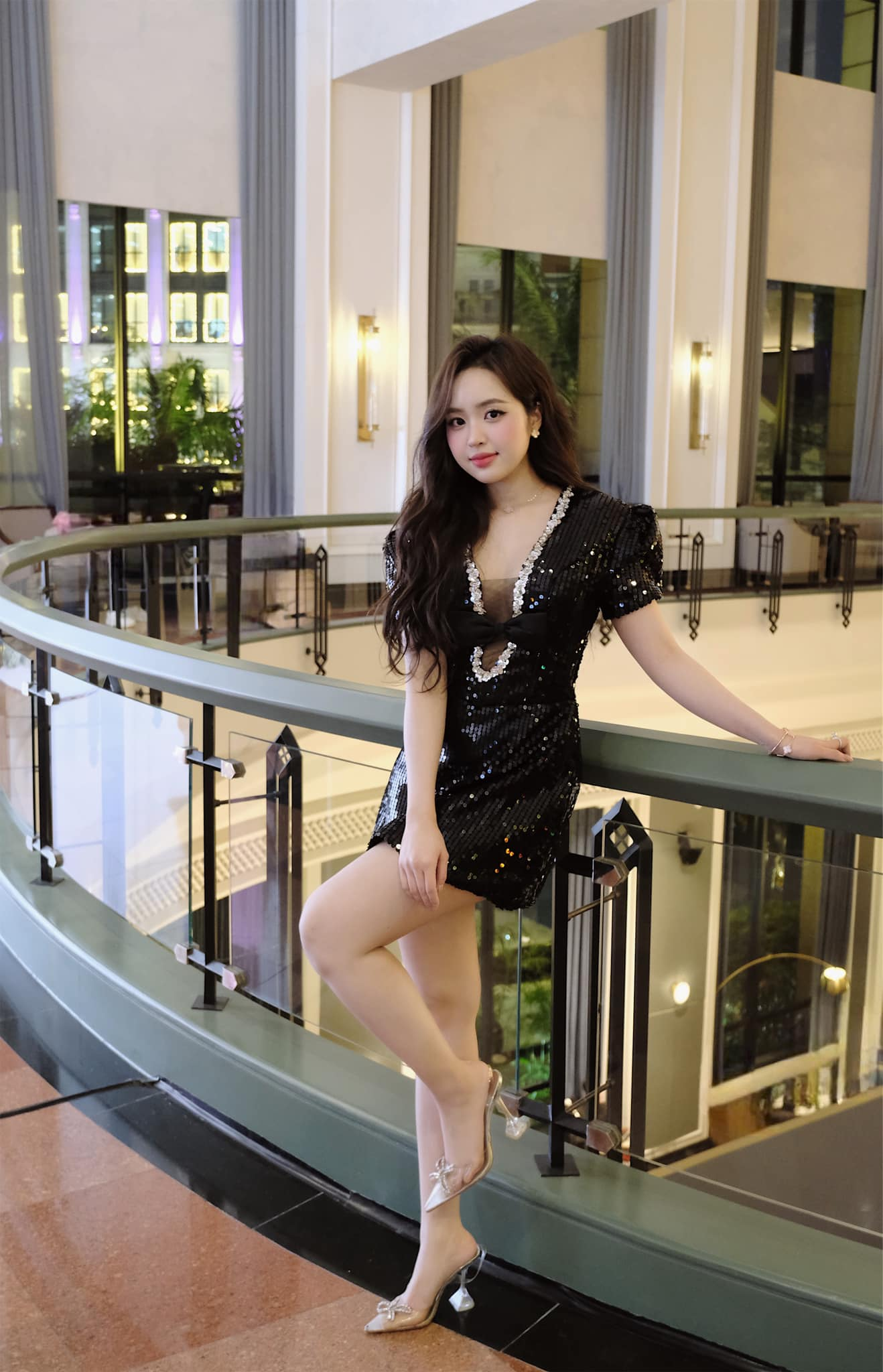 Hot Girl Involved in "Two-Minute Scandal" Posts Emotional Video, Breaks Down Crying, Reflects on a "Shattered" 2024 6 photo 1735715868751 1735715869031519275053