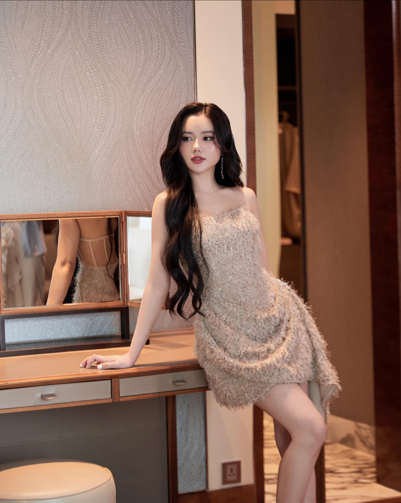 Hot girl Bo Chanh wins big at the beauty pageant 1 photo 1735865078907 17358650954981337670440