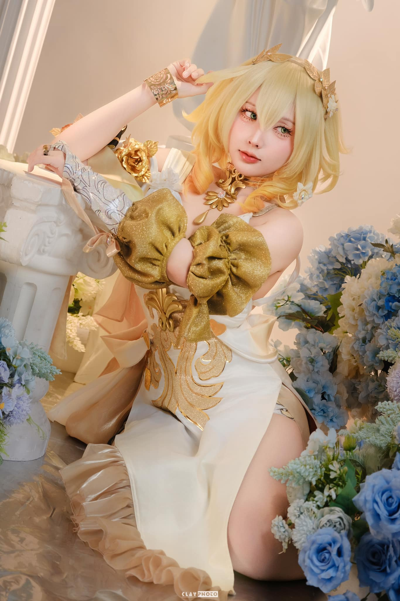 Admiring the Flawless Aglaea Cosplay, Male Fans Can't Find Any Flaws 3 photo 1737519891576 173751989188273202983