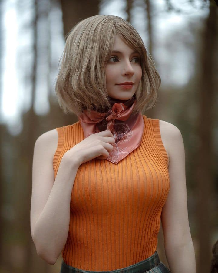 Stunning Game Character Cosplay, Hot Girl Unexpectedly Becomes Famous, Continues to Share Sultry Photos 1 photo 1737617965687 17376179659072043353166