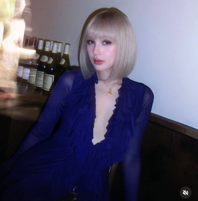 "Soi" Photos of Xoài Non, Fans Are Heartbroken and Worried by the Special Signal 2 photo2025 01 2310 15 59 17376023680571786719578