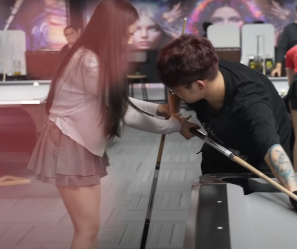 Hottest Today: Controversy Surrounding Beautiful Gamer in Arena of Valor Criticized for Wearing Revealing Outfit, Claims It's What the "Boss" Wanted 5 screenshot 2025 01 21 092425 1737444661180315841663